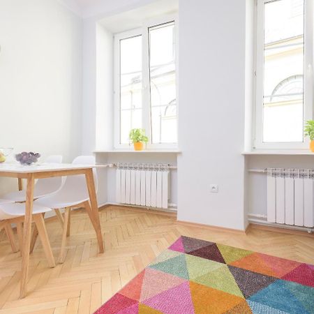 Bright And Modern Apartment In The Heart Of The Old And New Town ワルシャワ エクステリア 写真