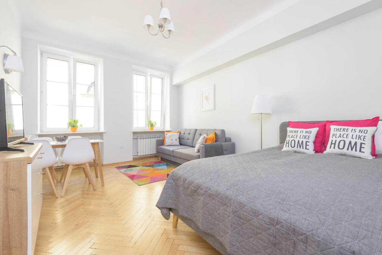 Bright And Modern Apartment In The Heart Of The Old And New Town ワルシャワ エクステリア 写真