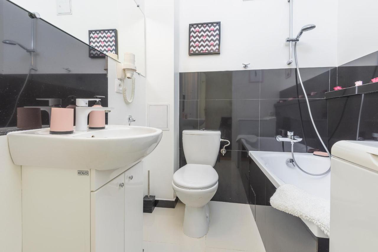 Bright And Modern Apartment In The Heart Of The Old And New Town ワルシャワ エクステリア 写真