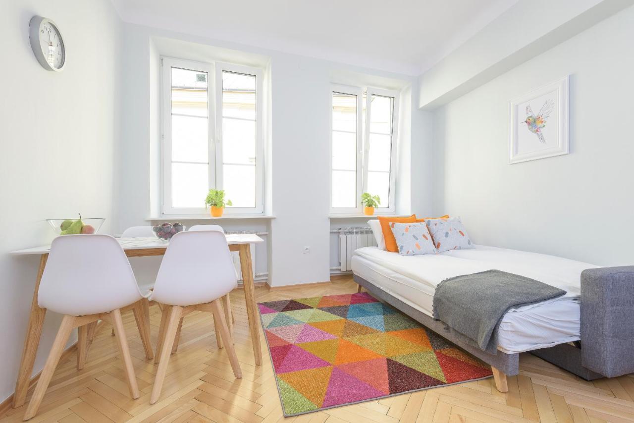 Bright And Modern Apartment In The Heart Of The Old And New Town ワルシャワ エクステリア 写真